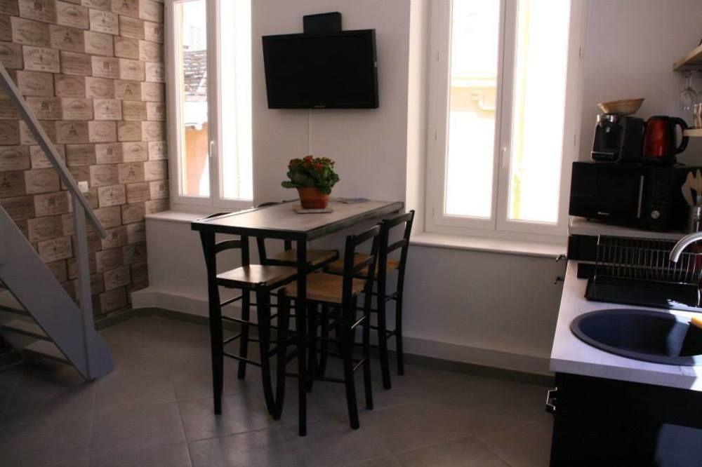 L'Oustaria 3 Bedrooms Apartment, Old Town นีซ ภายนอก รูปภาพ